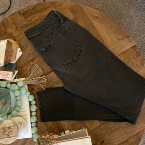 LOFT black skinny jeans. Size 2 curvy fit.